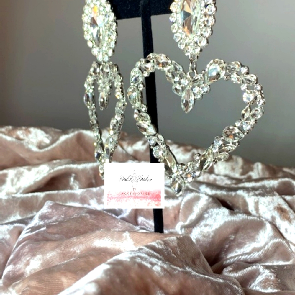 Ladies crystal heart earrings